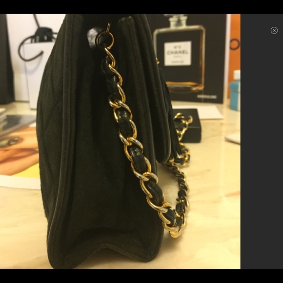 Authentic Chanel bag - Picture 5 of 8